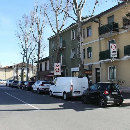 Apartament Maggiore Cozy Mediolan